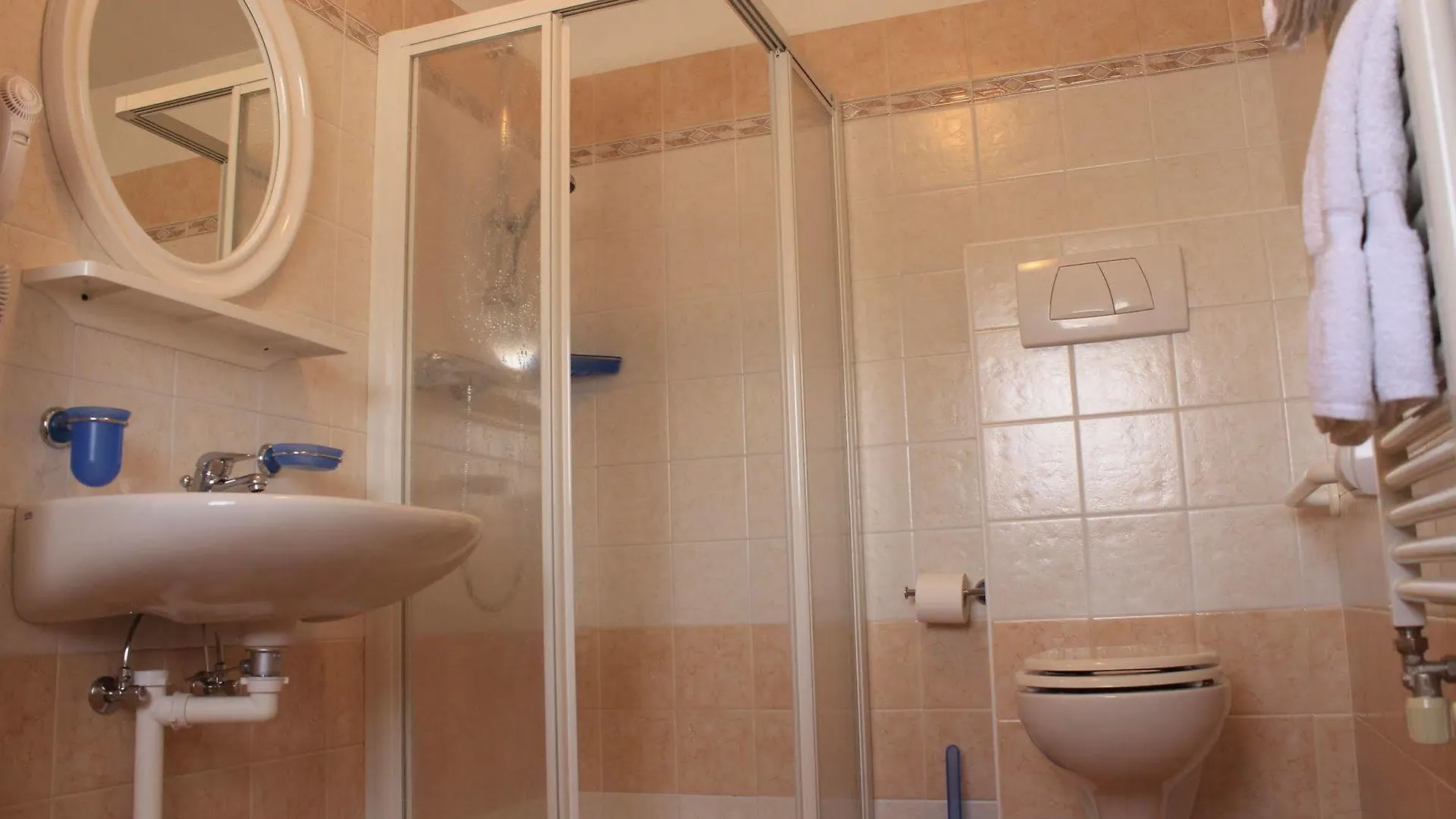 Hotel La Colombina Λιβίνιο Ιταλία
